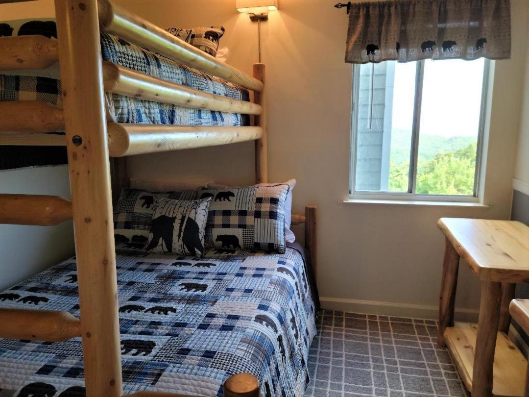Mountain Villa Magnificent Views - 2 Pools, Fireplace & Hot Tub Gatlinburg Exterior photo